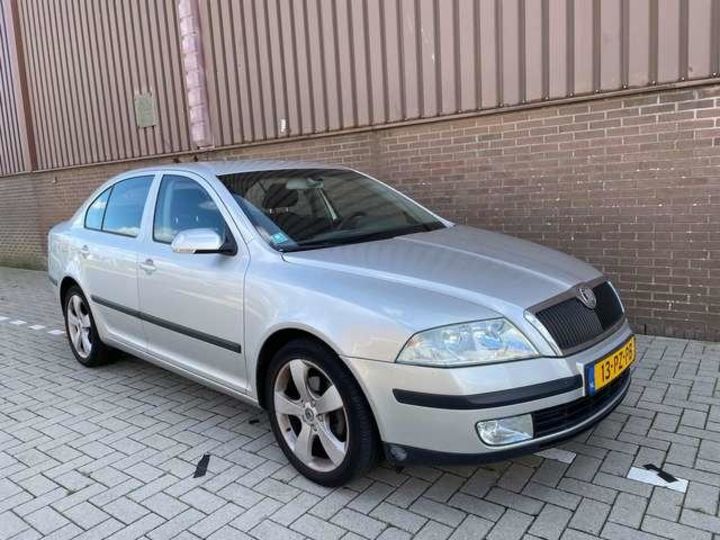 Продам Skoda Octavia A5 2006 года в Черновцах