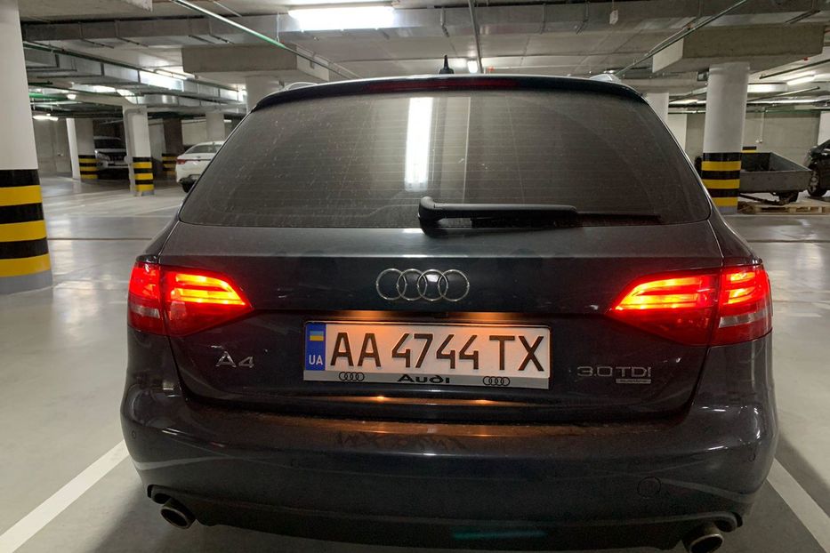 Продам Audi A4 В8 2009 года в Киеве