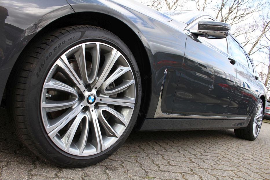 Продам BMW 740 LD XDRIVE 2021 года в Киеве