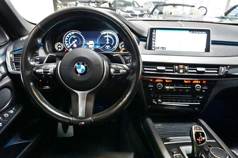 Продам BMW X5 xDrive30d M Sport 2018 года в Киеве