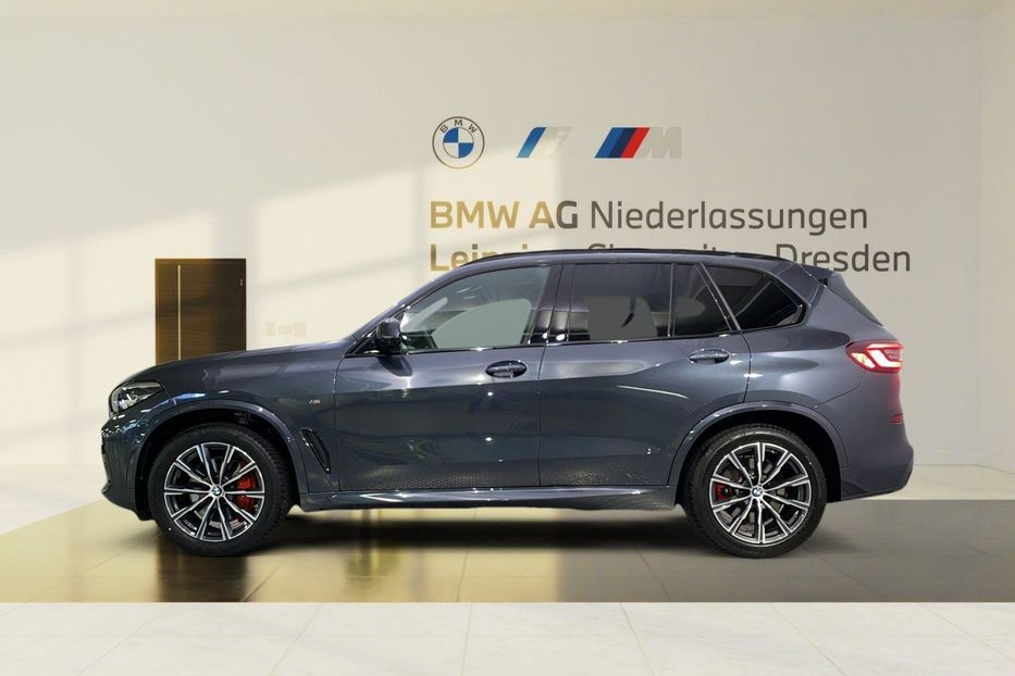 Продам BMW X5 xDrive30d M-Sportpaket 2021 года в Киеве