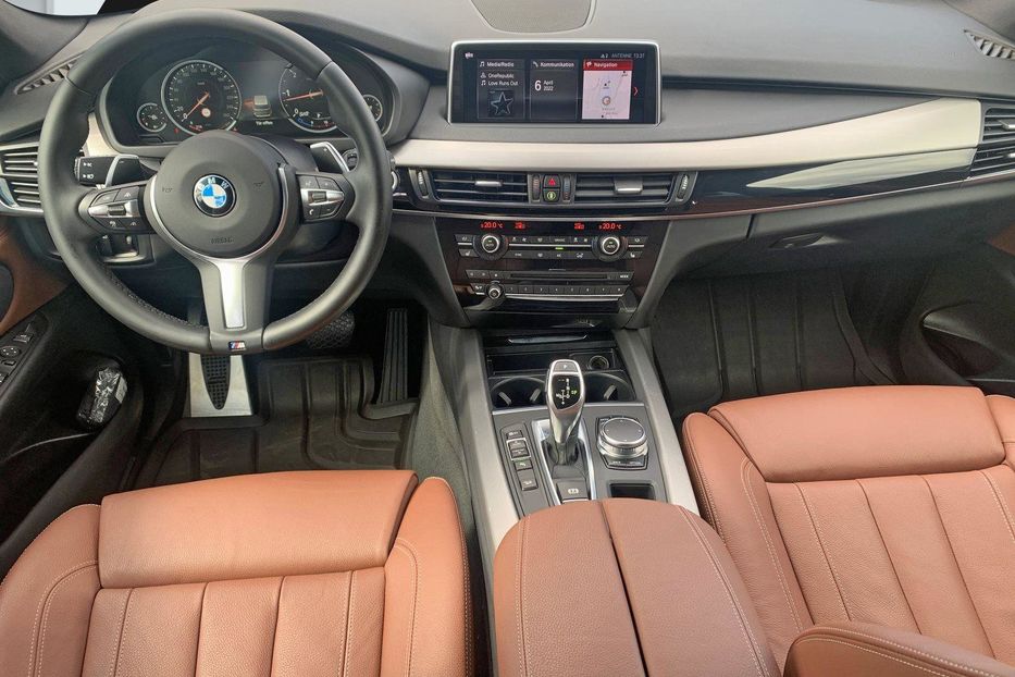 Продам BMW X5 xDrive40d M-Sport  2018 года в Киеве