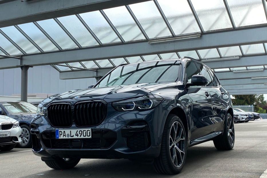 Продам BMW X5 xDrive40d M-Sport 2021 года в Киеве