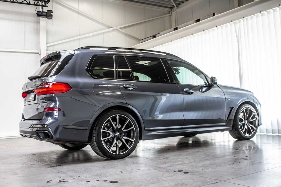 Продам BMW X7 xDrive 40d M Sport 2021 года в Киеве