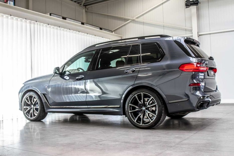 Продам BMW X7 xDrive 40d M Sport 2021 года в Киеве