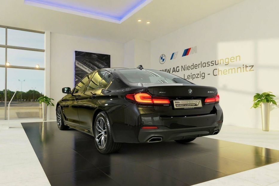 Продам BMW 530 d xDrive Limo M-SPORT 2021 года в Киеве