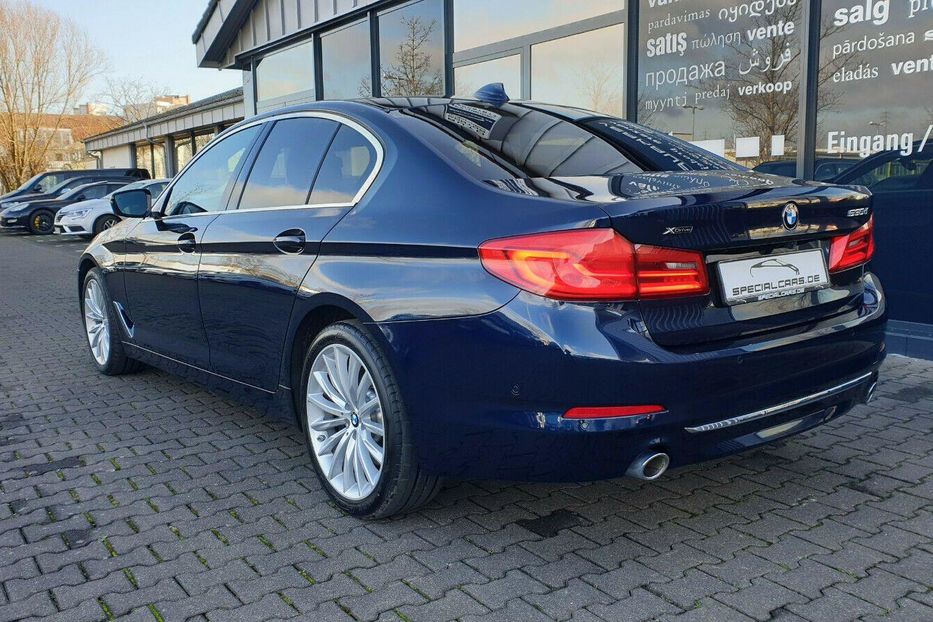 Продам BMW 530 d xDrive LUXURY 2018 года в Киеве