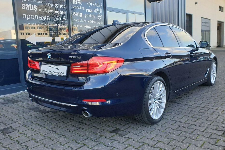 Продам BMW 530 d xDrive LUXURY 2018 года в Киеве