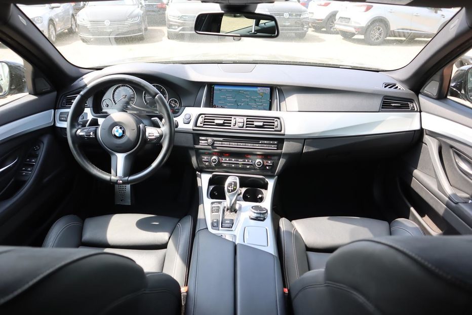 Продам BMW 530 d xDrive M-Sport 2016 года в Киеве