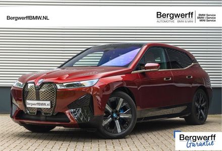 Продам BMW X iX xDrive50 2021 года в Киеве