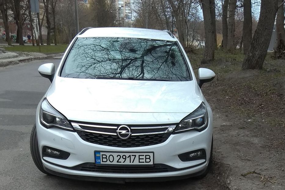 Продам Opel Astra K 2016 года в Тернополе