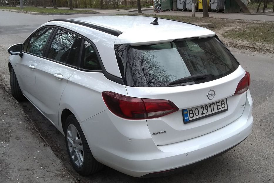 Продам Opel Astra K 2016 года в Тернополе