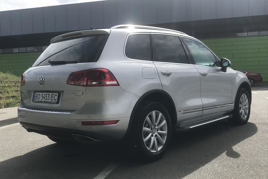 Продам Volkswagen Touareg 2010 года в Киеве