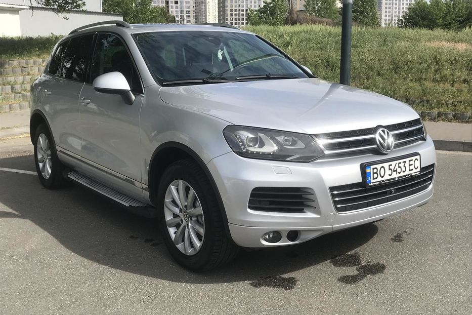 Продам Volkswagen Touareg 2010 года в Киеве
