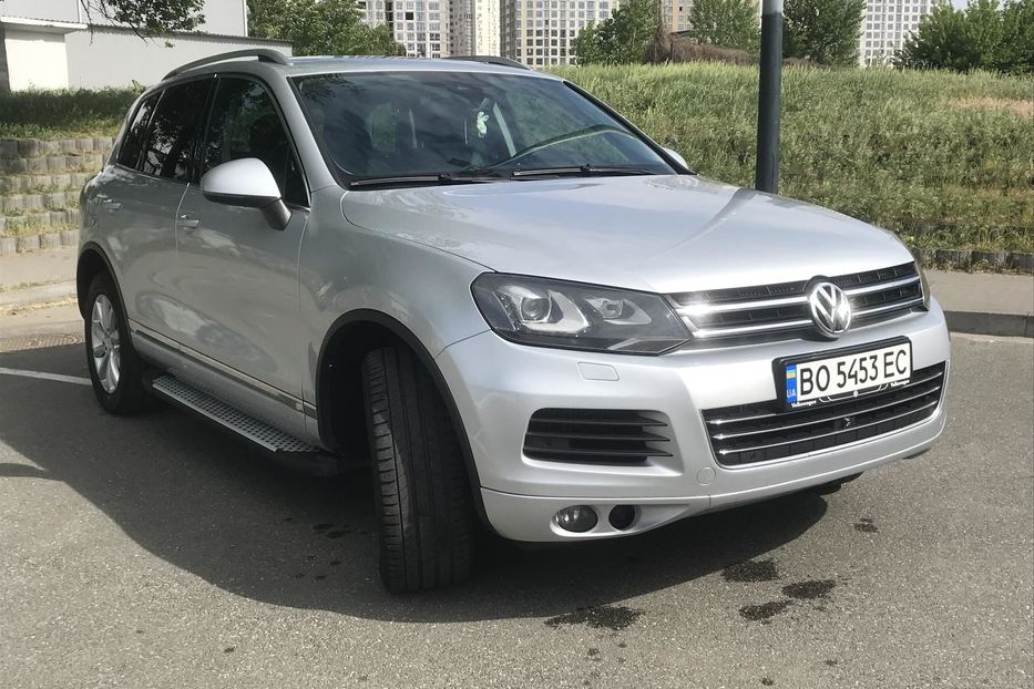 Продам Volkswagen Touareg 2010 года в Киеве