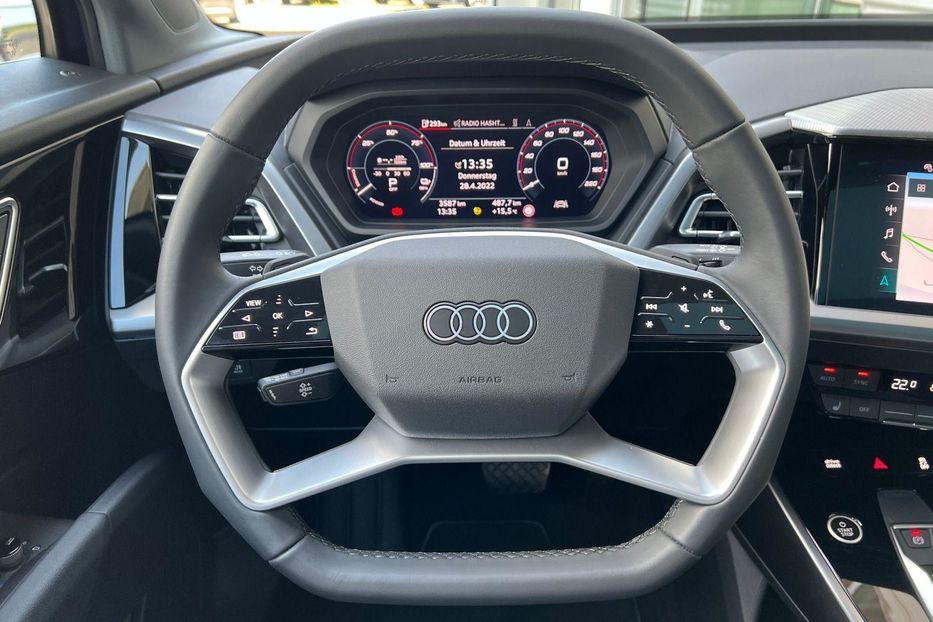 Продам Audi E-Tron Q4 35 52kW 2021 года в Киеве