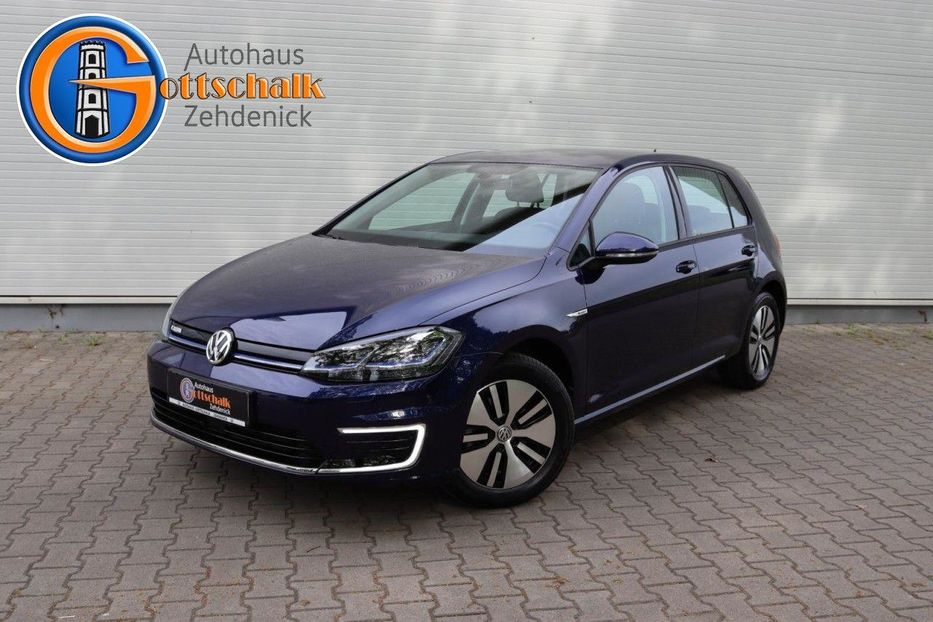 Продам Volkswagen e-Golf 24kW 2019 года в Киеве