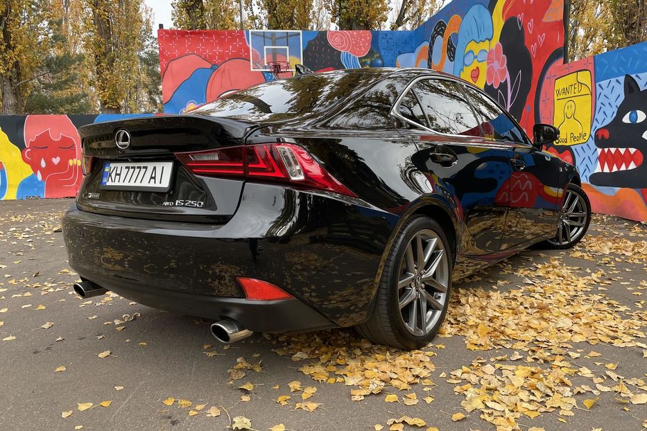 Продам Lexus IS 250 Lexus IS250 AWD F-Sport 2015 года в Киеве