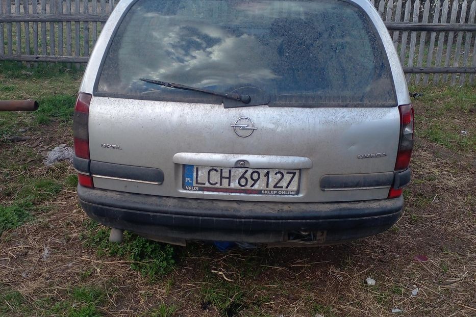 Продам Opel Omega 1998 года в г. Рафаловка, Ровенская область