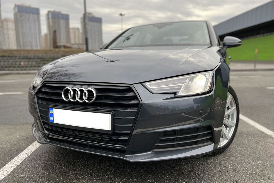 Продам Audi A4 2016 года в Киеве