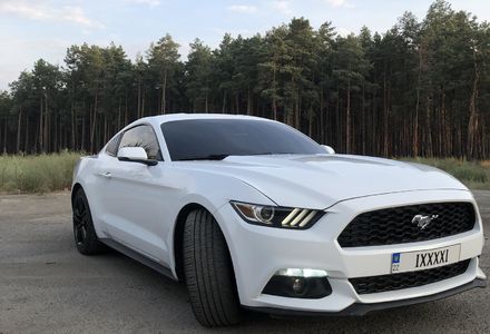 Продам Ford Mustang 2015 года в Киеве