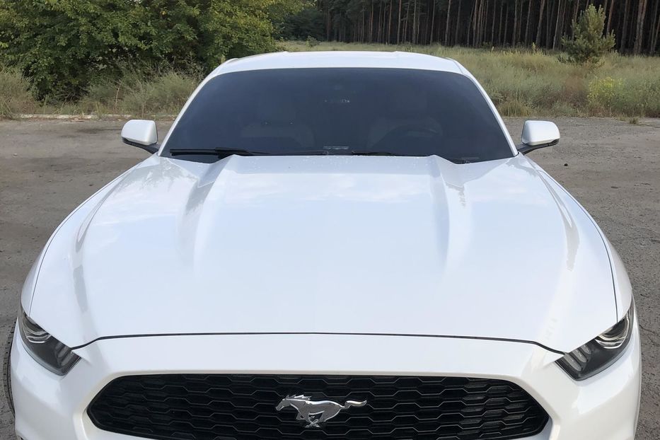 Продам Ford Mustang 2015 года в Киеве