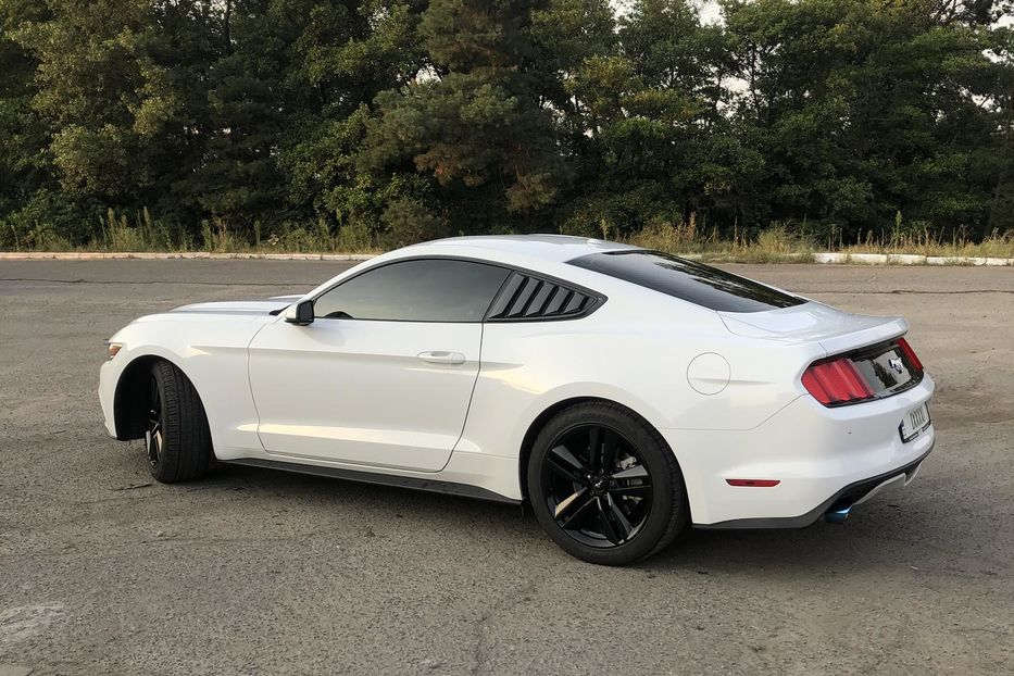 Продам Ford Mustang 2015 года в Киеве