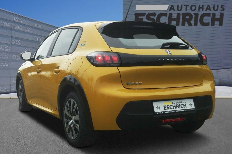 Продам Peugeot 208 e 50kW 2022 года в Киеве
