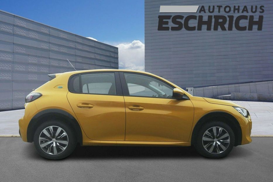 Продам Peugeot 208 e 50kW 2022 года в Киеве