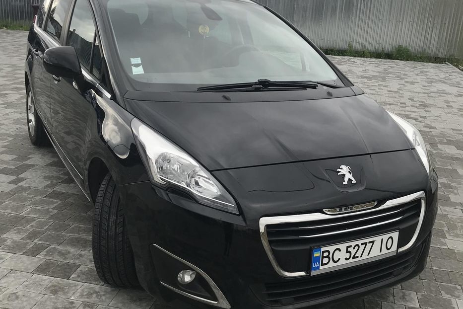 Продам Peugeot 5008 2015 года в Львове