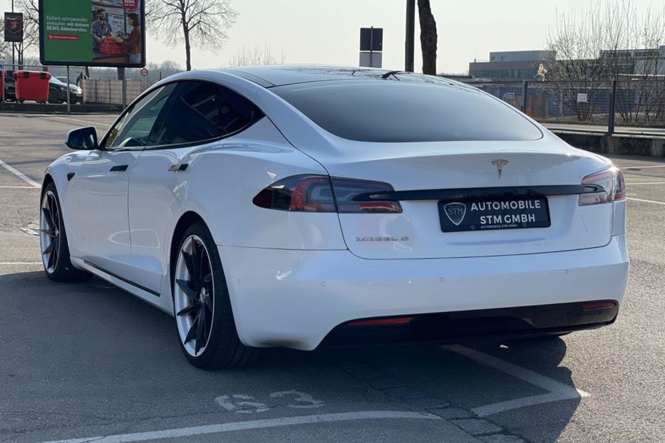 Продам Tesla Model S 100D 100kW 2019 года в Киеве