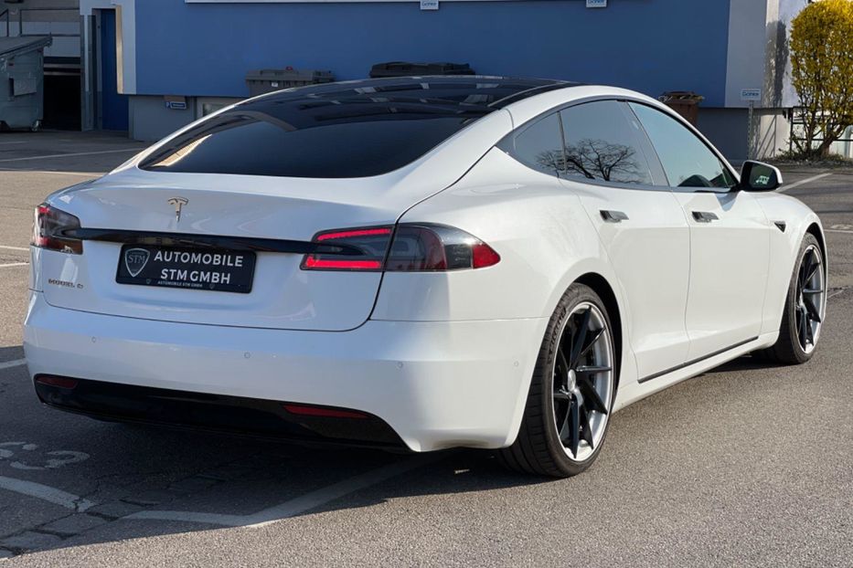 Продам Tesla Model S 100D 100kW 2019 года в Киеве