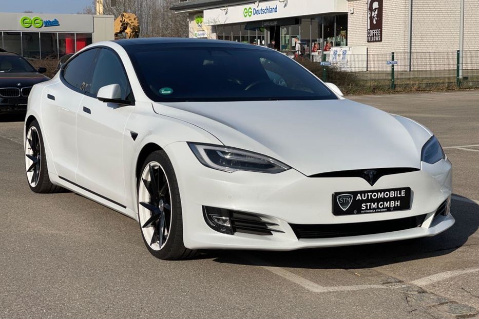 Продам Tesla Model S 100D 100kW 2019 года в Киеве