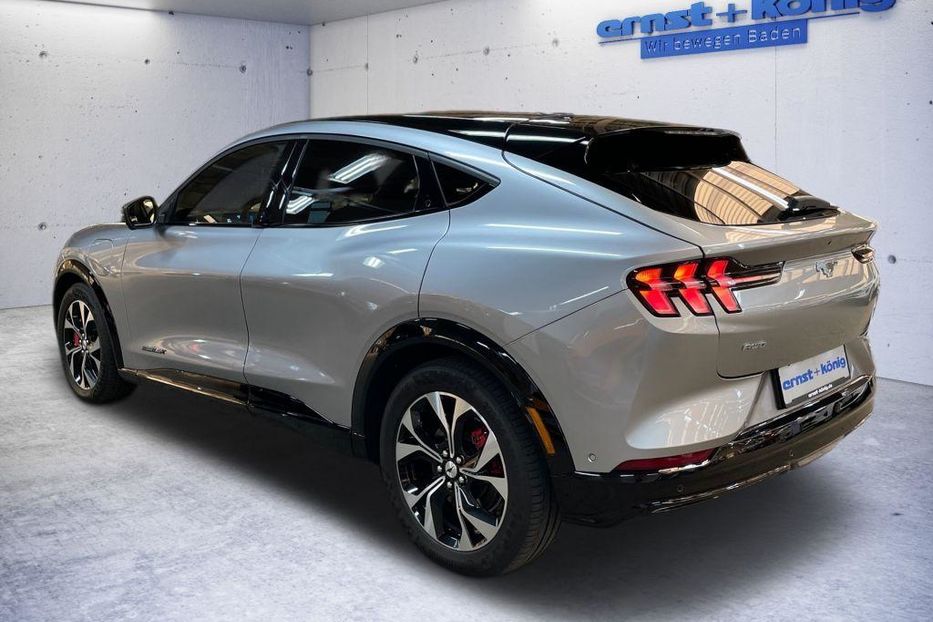 Продам Ford Mustang Mach-E 75,7kW 2021 года в Киеве