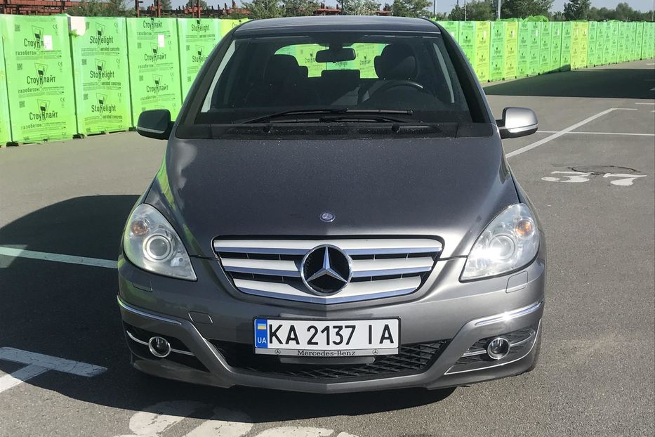 Продам Mercedes-Benz B 180 2010 года в Киеве