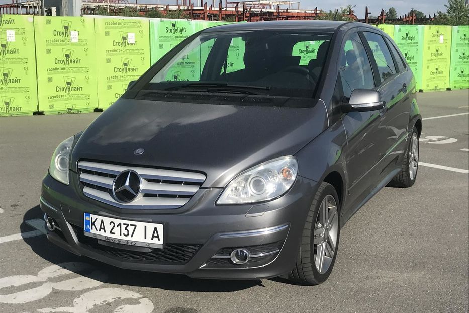 Продам Mercedes-Benz B 180 2010 года в Киеве