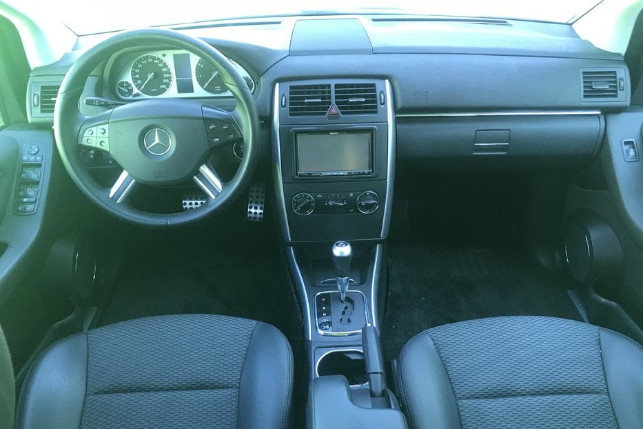 Продам Mercedes-Benz B 180 2010 года в Киеве