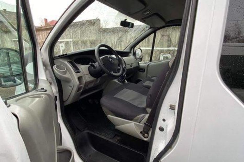 Продам Opel Vivaro груз. Long 2003 года в г. Мостиска, Львовская область