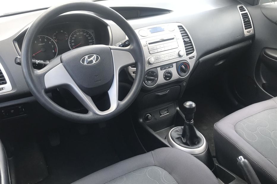 Продам Hyundai i20 2009 года в Киеве