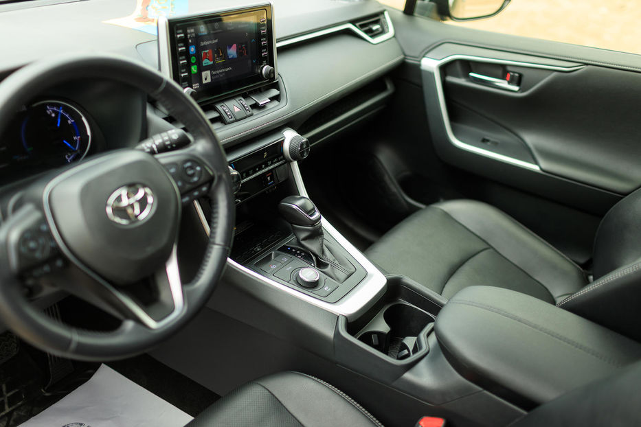 Продам Toyota Rav 4 Hybrid  PREMIUM 2020 года в Хмельницком