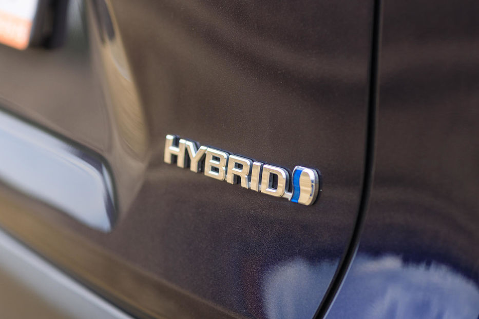 Продам Toyota Rav 4 Hybrid  PREMIUM 2020 года в Хмельницком