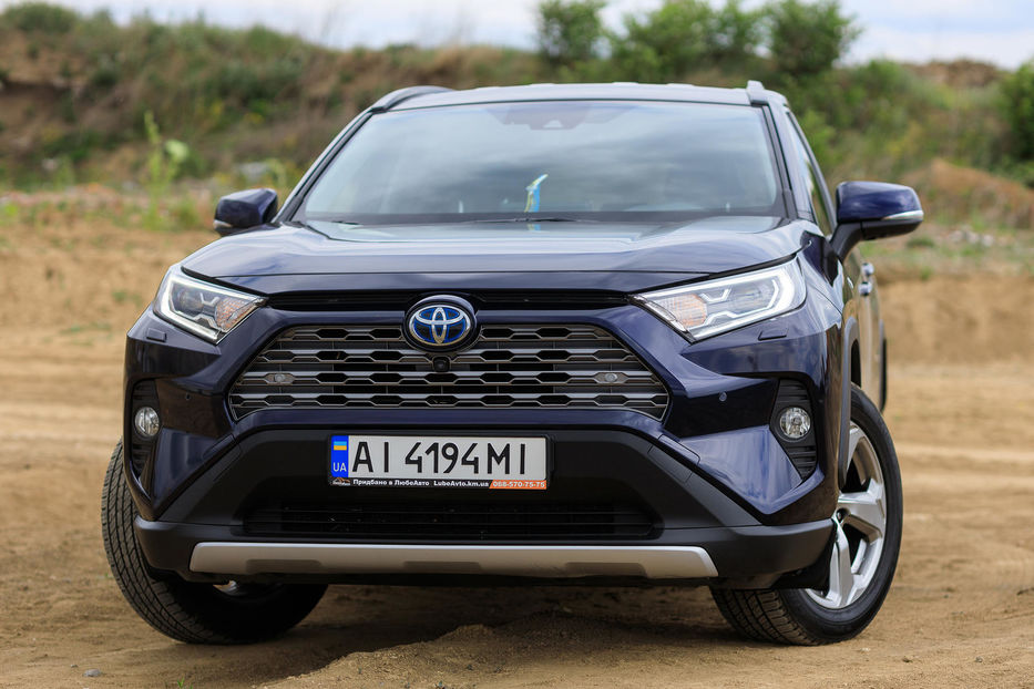 Продам Toyota Rav 4 Hybrid  PREMIUM 2020 года в Хмельницком