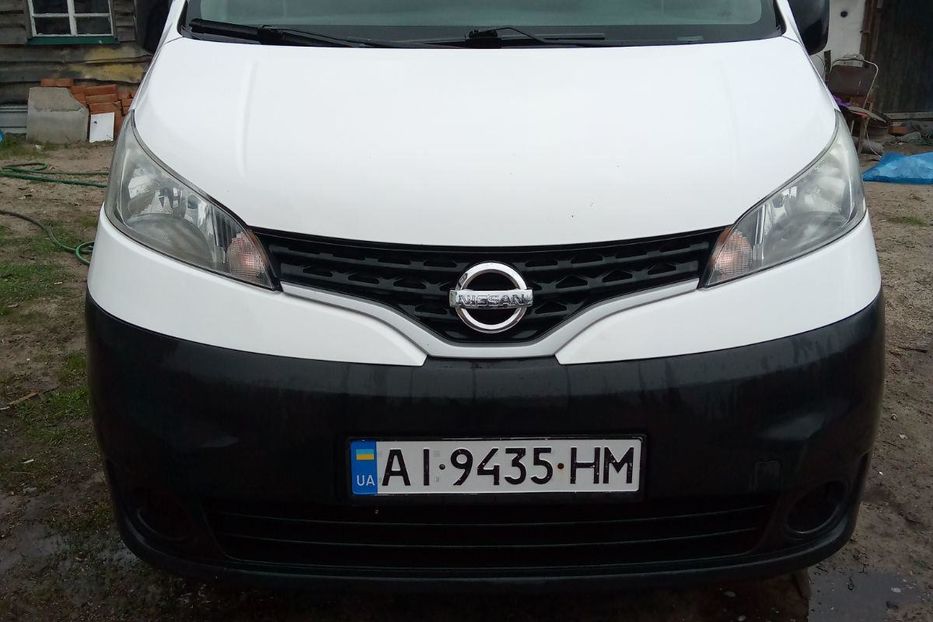 Продам Nissan NV 2014 года в Киеве