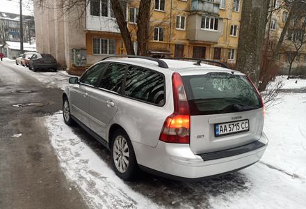 Продам Volvo V50 2004 года в Киеве