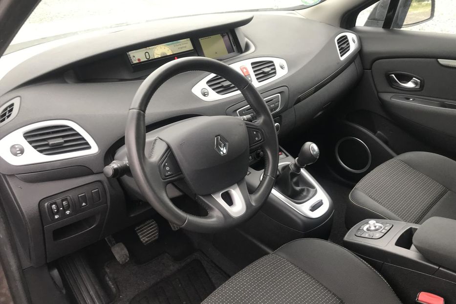 Продам Renault Scenic 2010 года в Киеве