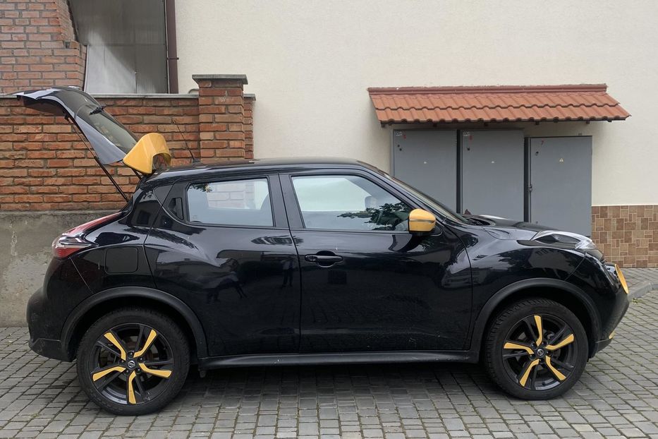 Продам Nissan Juke Nissan Juke 1.6 (117 Hp) Xtronic  2015 года в Одессе