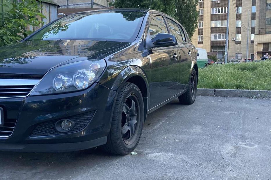 Продам Opel Astra H 2013 года в Киеве