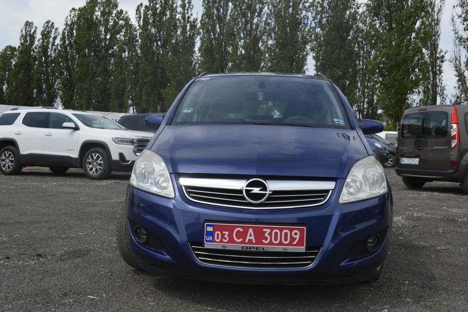 Продам Opel Zafira 2008 года в Хмельницком