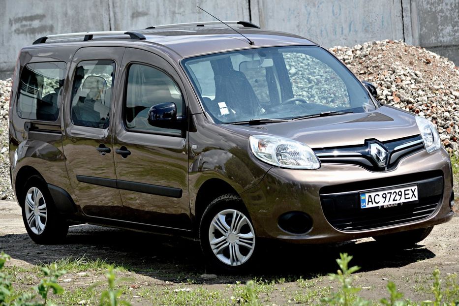 Продам Renault Kangoo пасс. 2013 года в Хмельницком