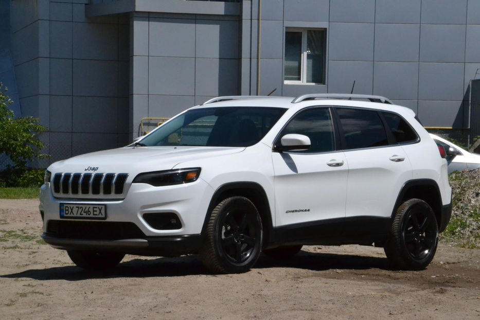 Продам Jeep Cherokee LATITUDE 2019 года в Хмельницком